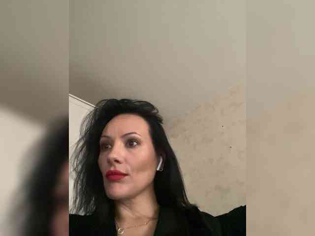 DominatriS webcam