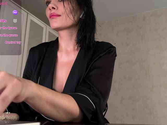 DominatriS webcam