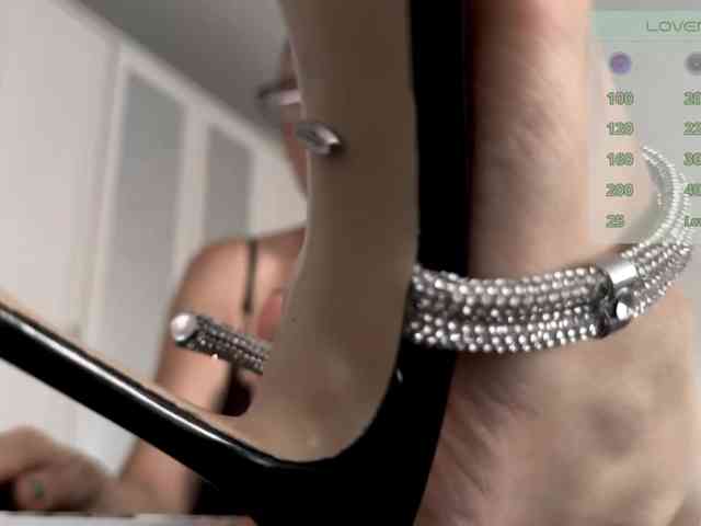 DominatriS webcam