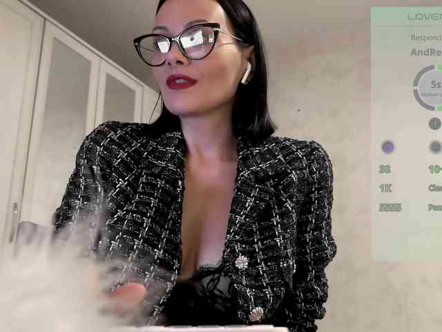 DominatriS webcam