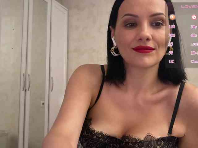 DominatriS webcam