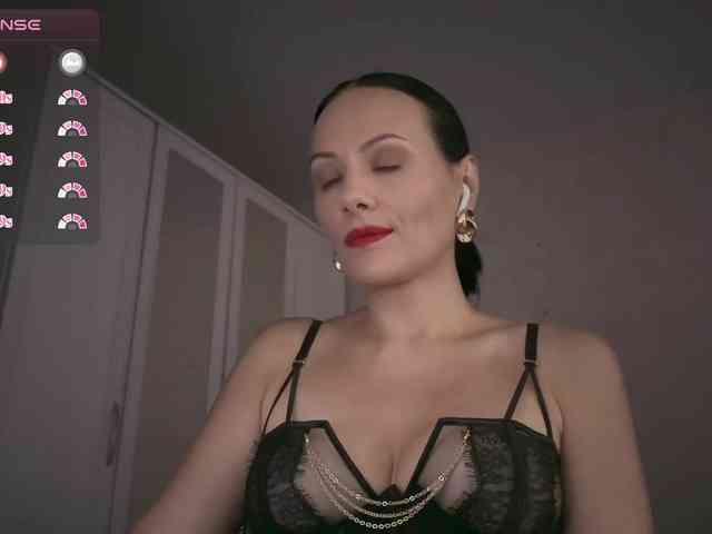 DominatriS webcam