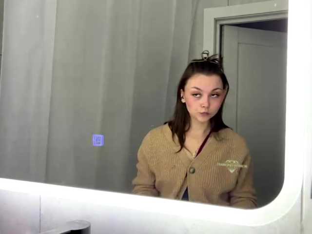 GarnetBenedict Nude Live Sex Shows