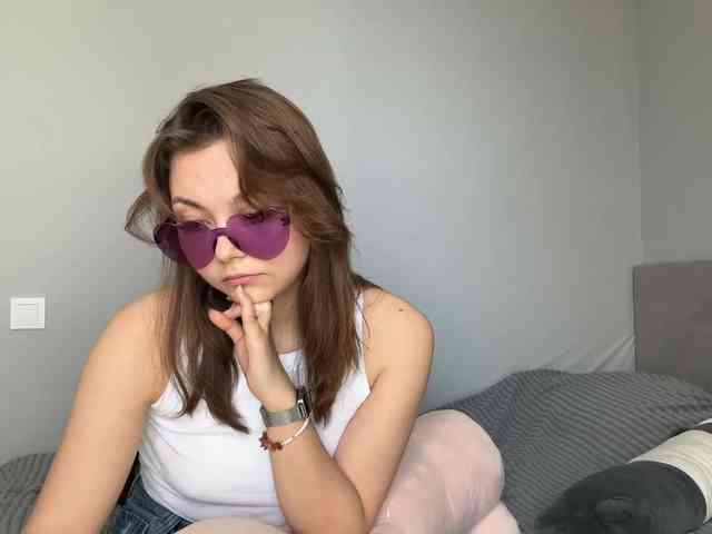 trislove webcam