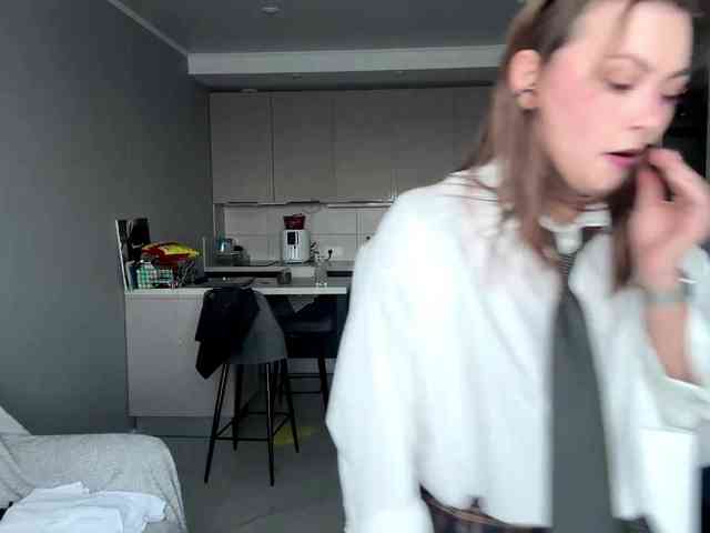 trislove webcam