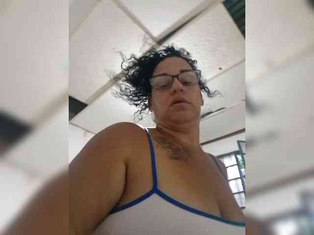 Alaya-hot1 webcam