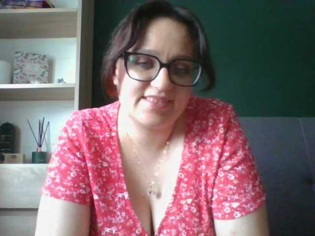 sensualParis live cam on BongaCams