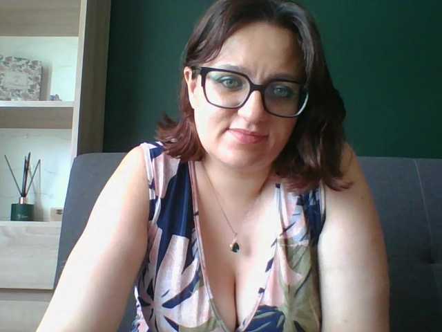 sensualParis live cam on BongaCams