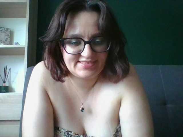 sensualParis live cam on BongaCams