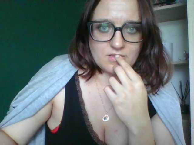 sensualParis live cam on BongaCams