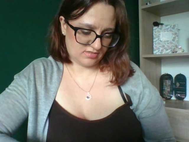 sensualParis live cam preview