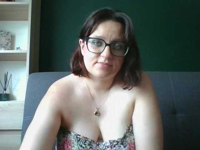 sensualParis live cam on BongaCams