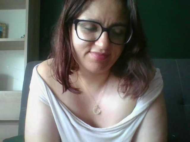 sensualParis live cam on BongaCams