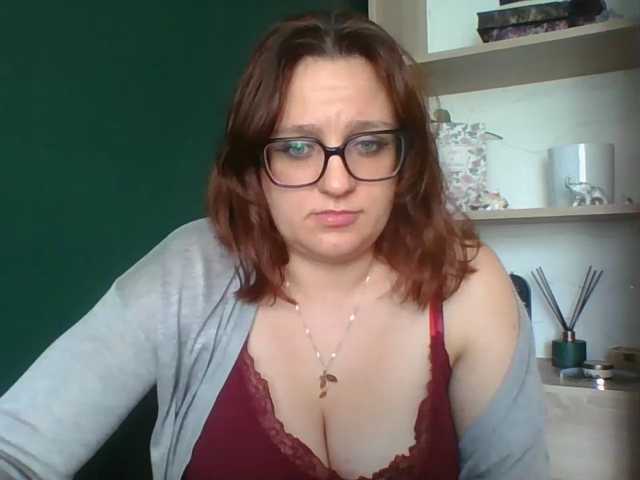 sensualParis live cam preview