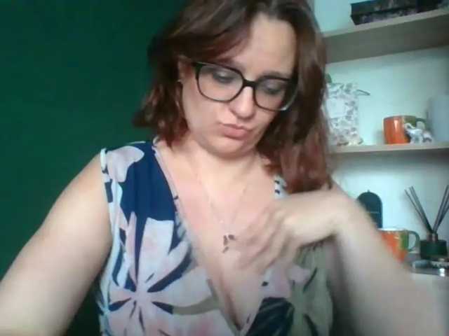 sensualParis live cam preview