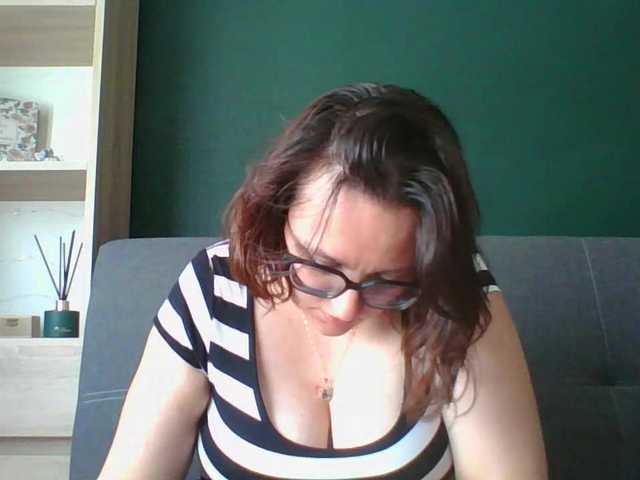sensualParis live webcam show