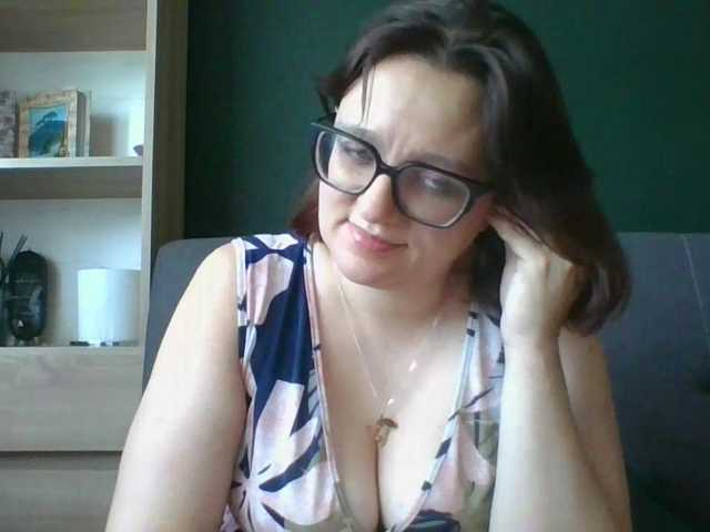 sensualParis live cam on BongaCams