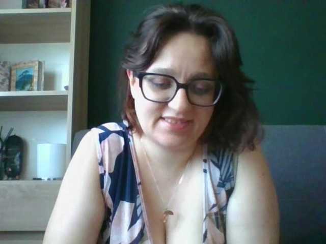 sensualParis live cam on BongaCams