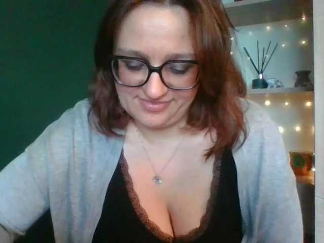 sensualParis live cam preview