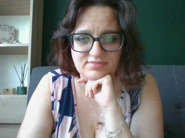 sensualParis live cam on BongaCams