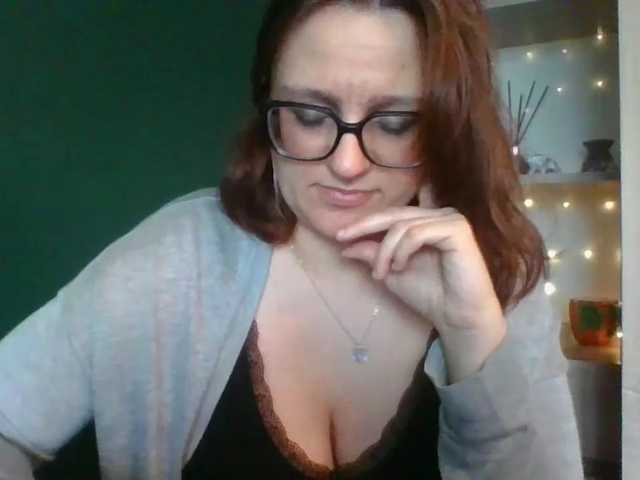 sensualParis live cam preview