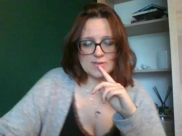 sensualParis live cam preview