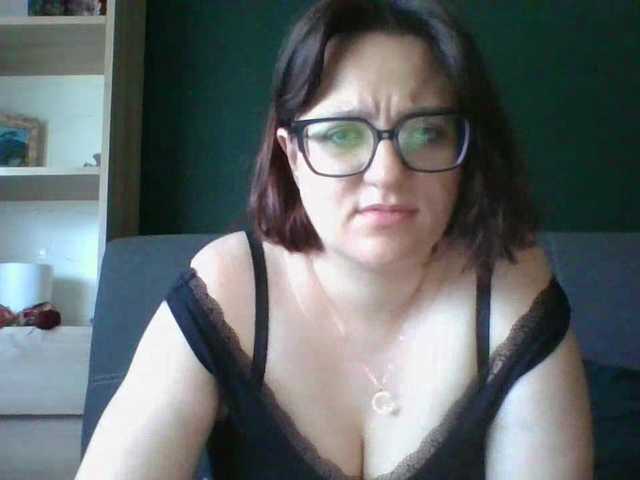 sensualParis live cam on BongaCams