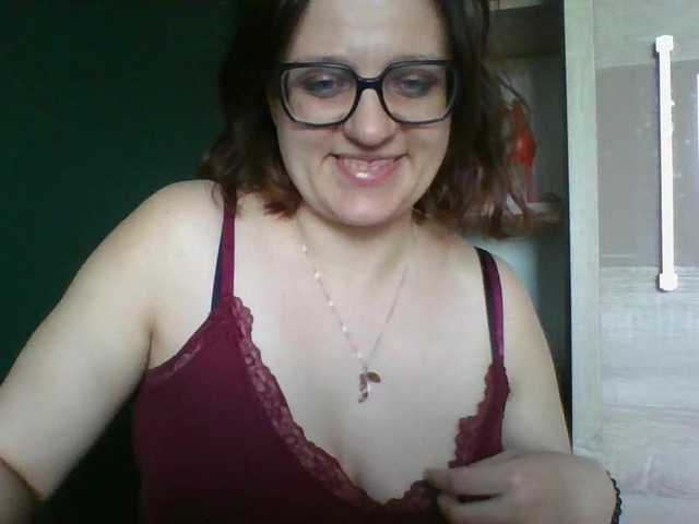 sensualParis live cam on BongaCams