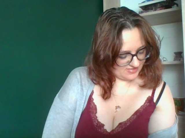 sensualParis live cam preview