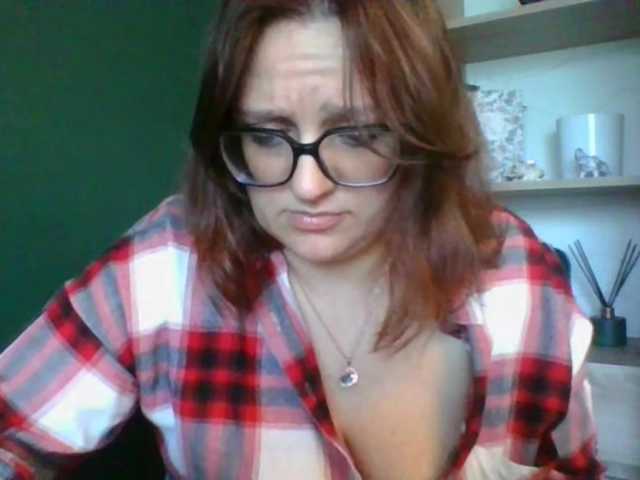 sensualParis live cam preview