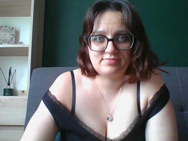 sensualParis live cam on BongaCams