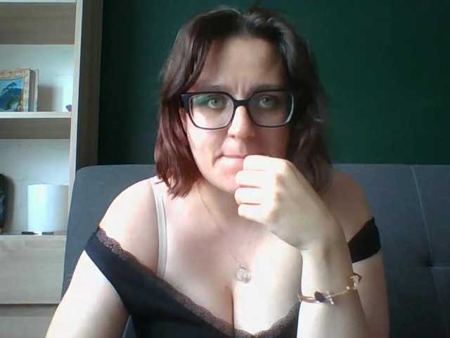 sensualParis live cam on BongaCams