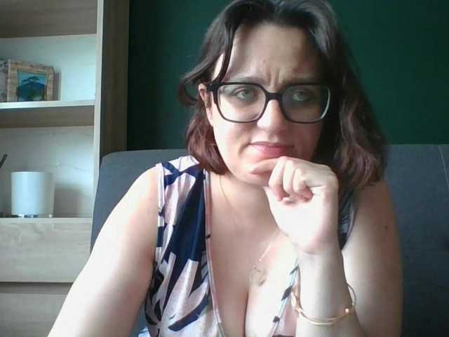 sensualParis live cam on BongaCams