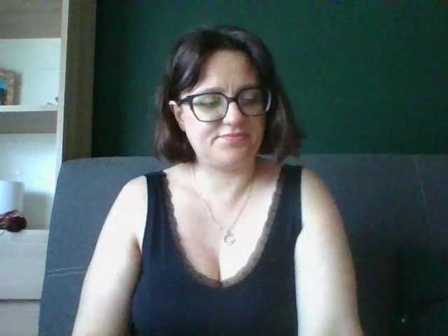 sensualParis live cam on BongaCams