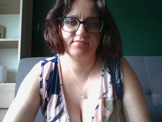 sensualParis live cam on BongaCams