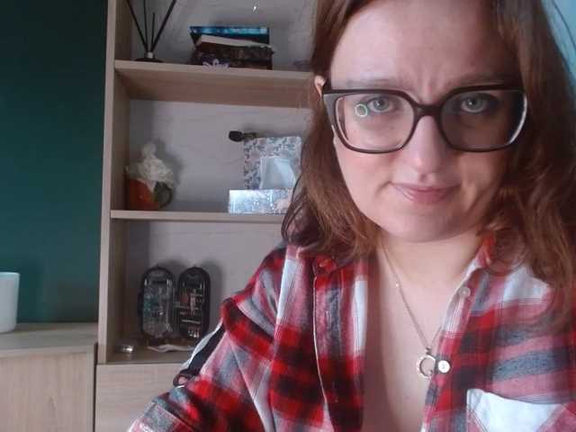 sensualParis live cam on BongaCams