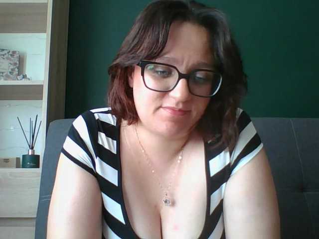 sensualParis live cam on BongaCams