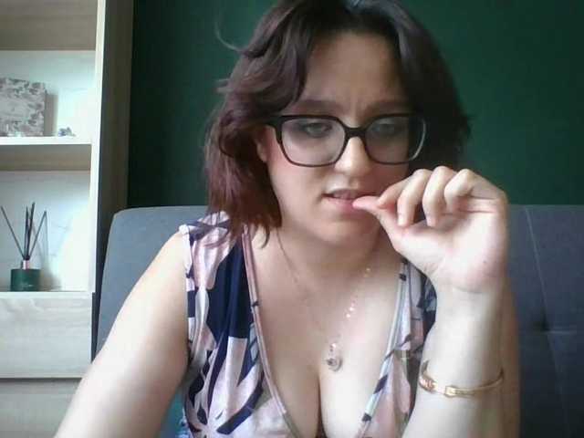 sensualParis live cam on BongaCams