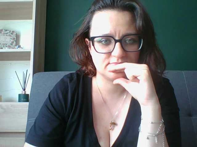 sensualParis live webcam show