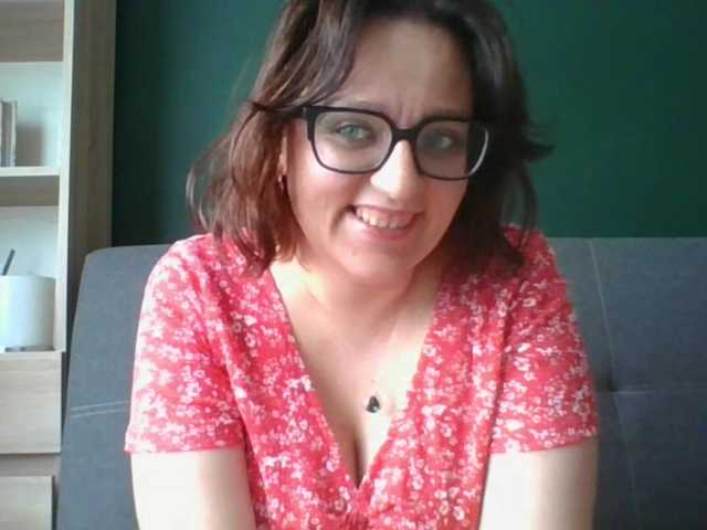sensualParis live cam on BongaCams
