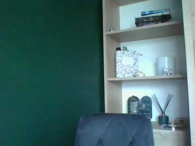 sensualParis live cam preview