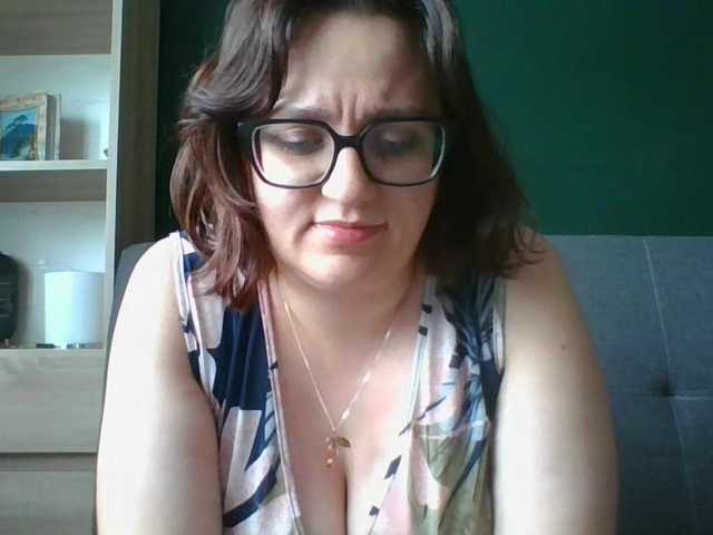sensualParis live cam on BongaCams