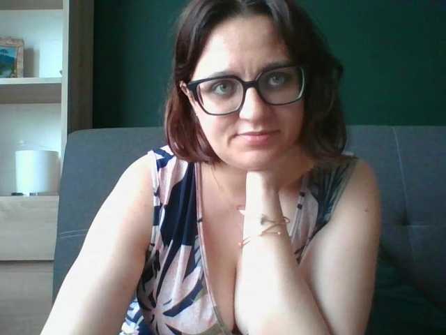 sensualParis live cam on BongaCams