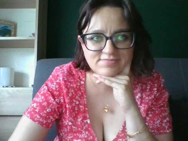 sensualParis live cam on BongaCams