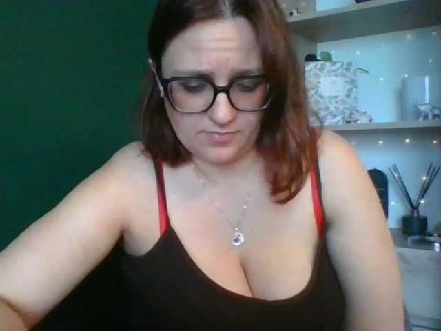 sensualParis live cam preview