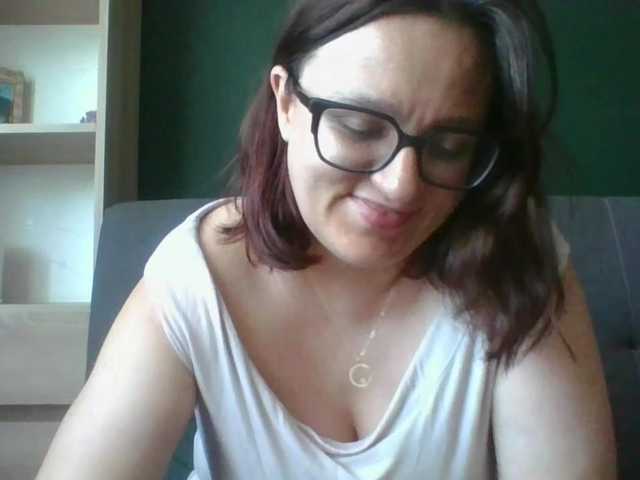 sensualParis live cam on BongaCams
