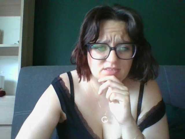 sensualParis live cam on BongaCams