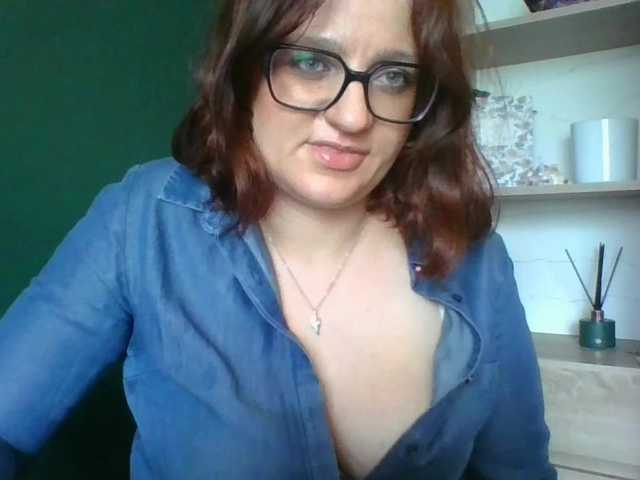 sensualParis live cam on BongaCams