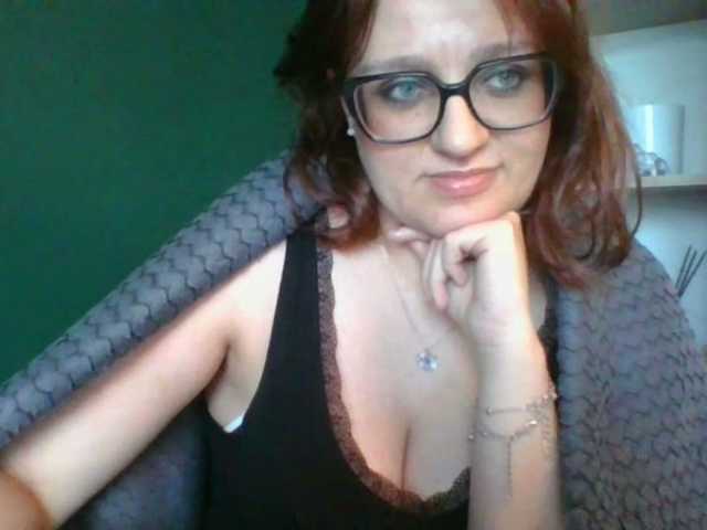sensualParis live cam preview