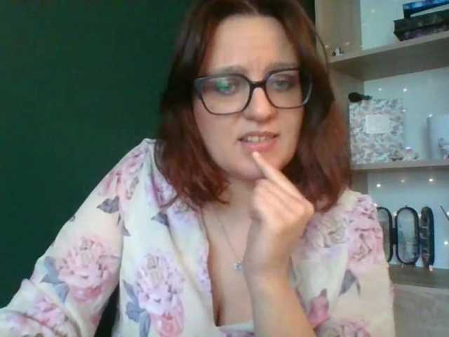 sensualParis live cam preview